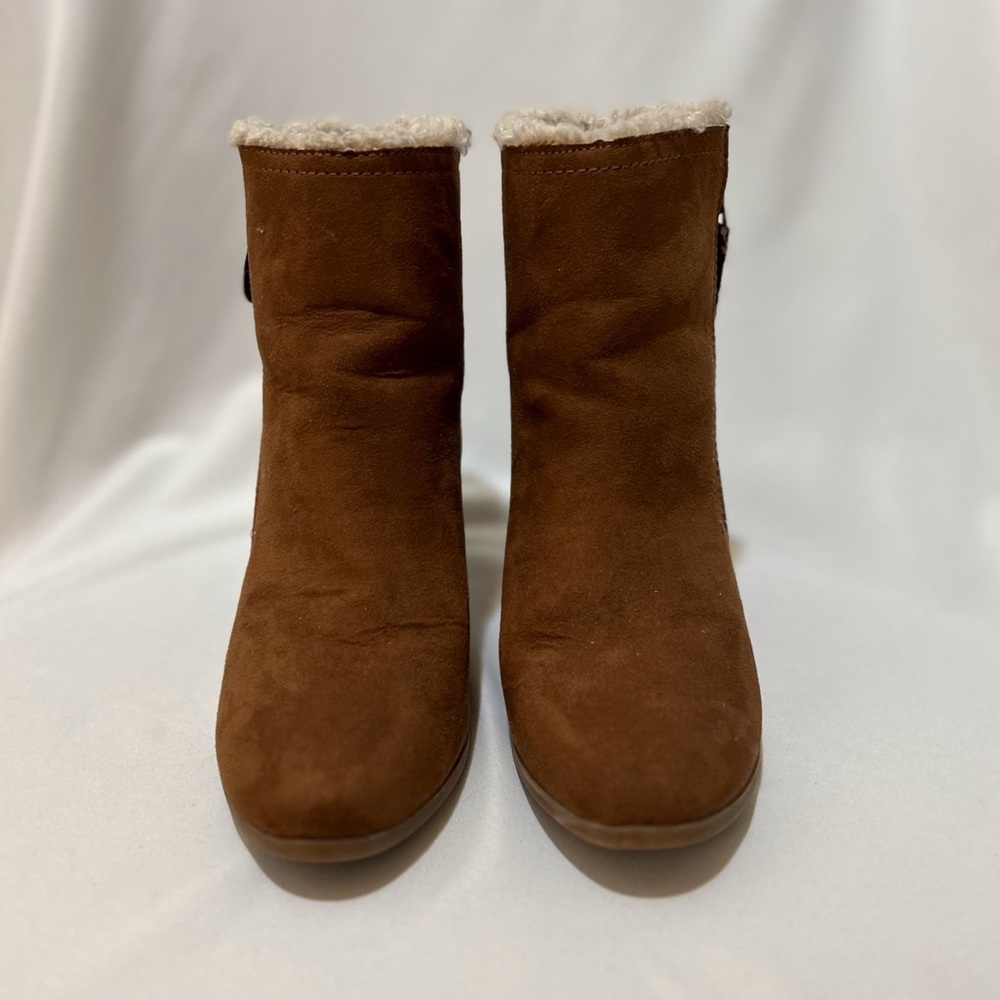 Women’s a new day Tan Suede Zipper Boots - Faux Fur lined - size 8.5 - Picture 2 of 7